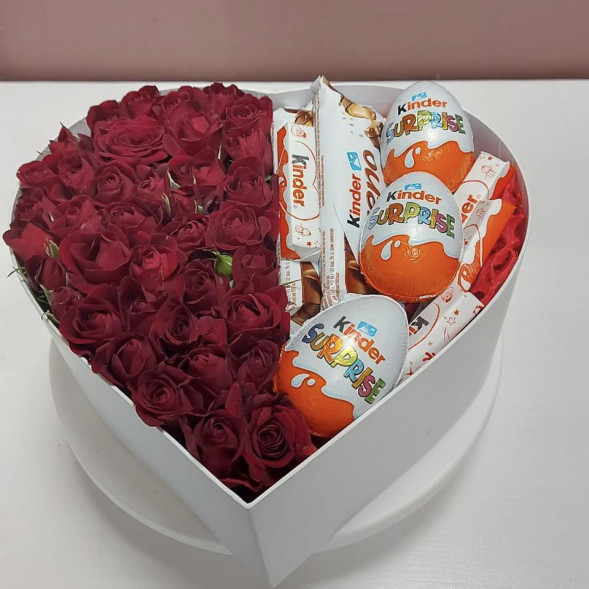 Композиция в коробке «Сладкая любовь» в Саках