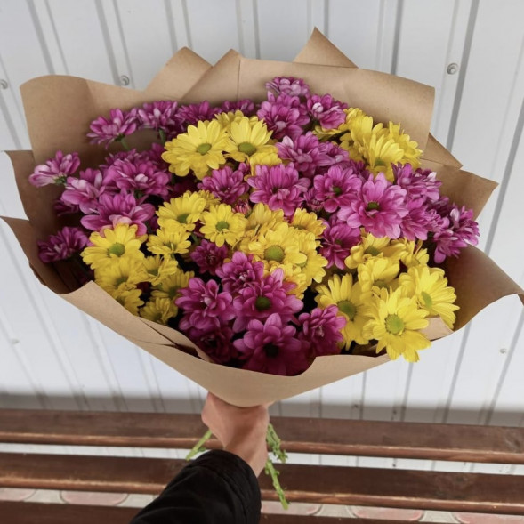 Букет 9 хризантем в Саках
