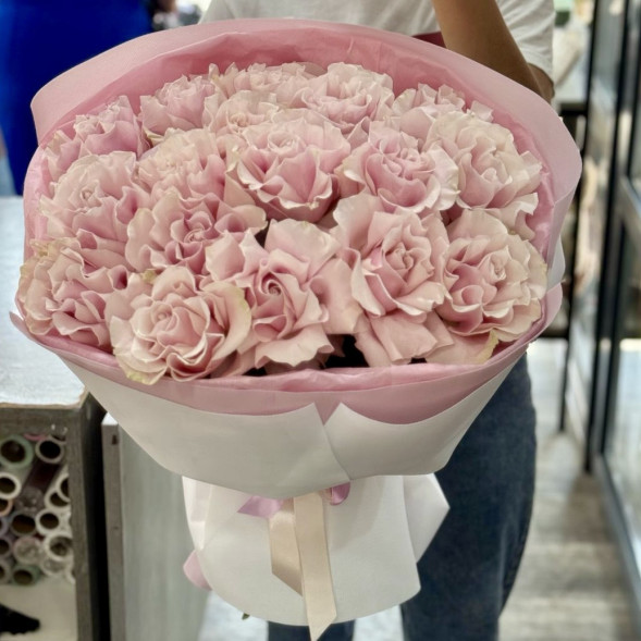 Букет 9 французких нежно-розовых роз в Саках