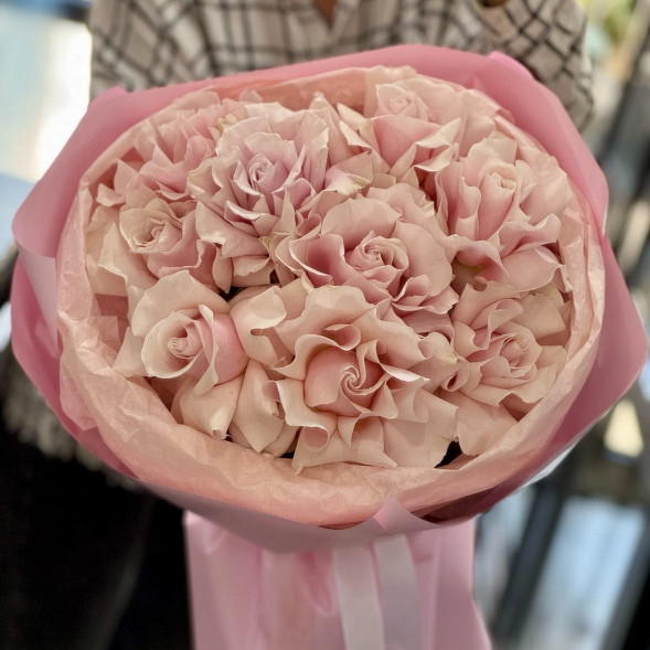 Букет 15 французких роз  в Саках