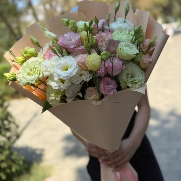 Букет из эустом Летнее утро в Саках