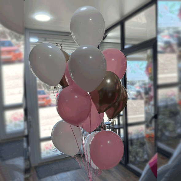 Фонтан из 15 гелиевых шариков микс в Саках